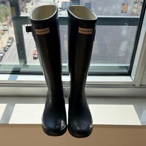 Hunter Classic Black wide calf Waterproof Boots